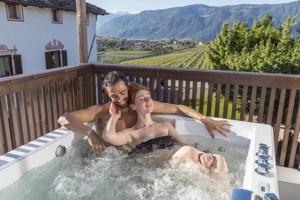 Nespecifikovaný výhled na hory nebo výhled na hory při pohledu z hotelu