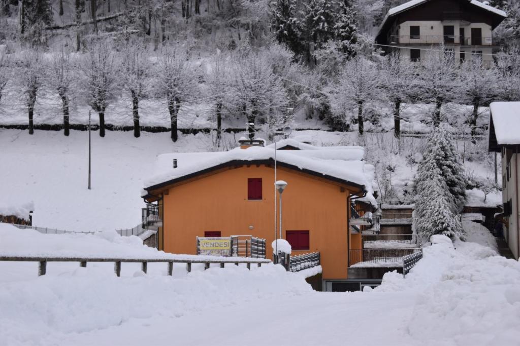 Residence TANA - via Pasubio v zimě