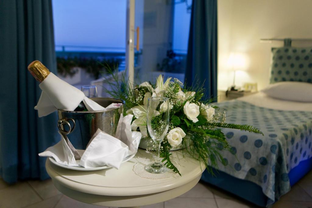 Royal Asarlik Beach Hotel - 带花园的放松房间