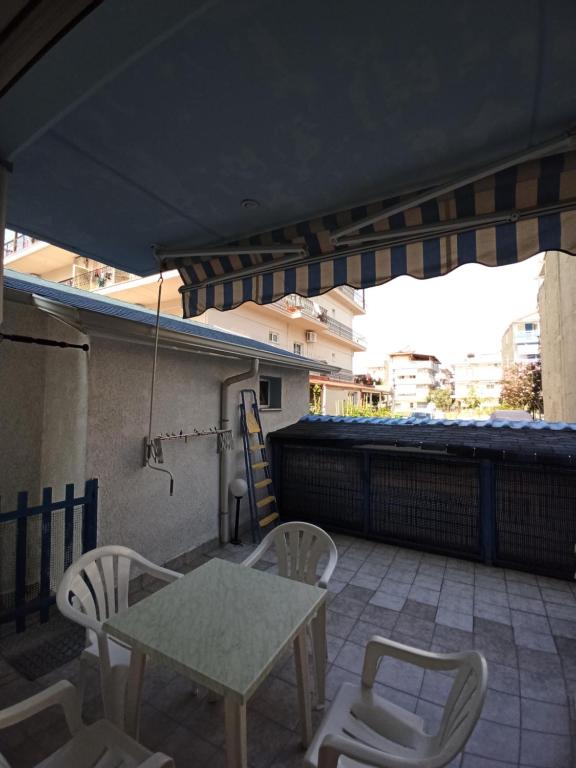 Balkón nebo terasa v ubytování Villa Cosmos Inn