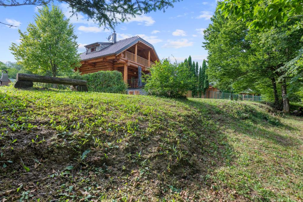 Zahrada ubytování Log House The River Pearl
