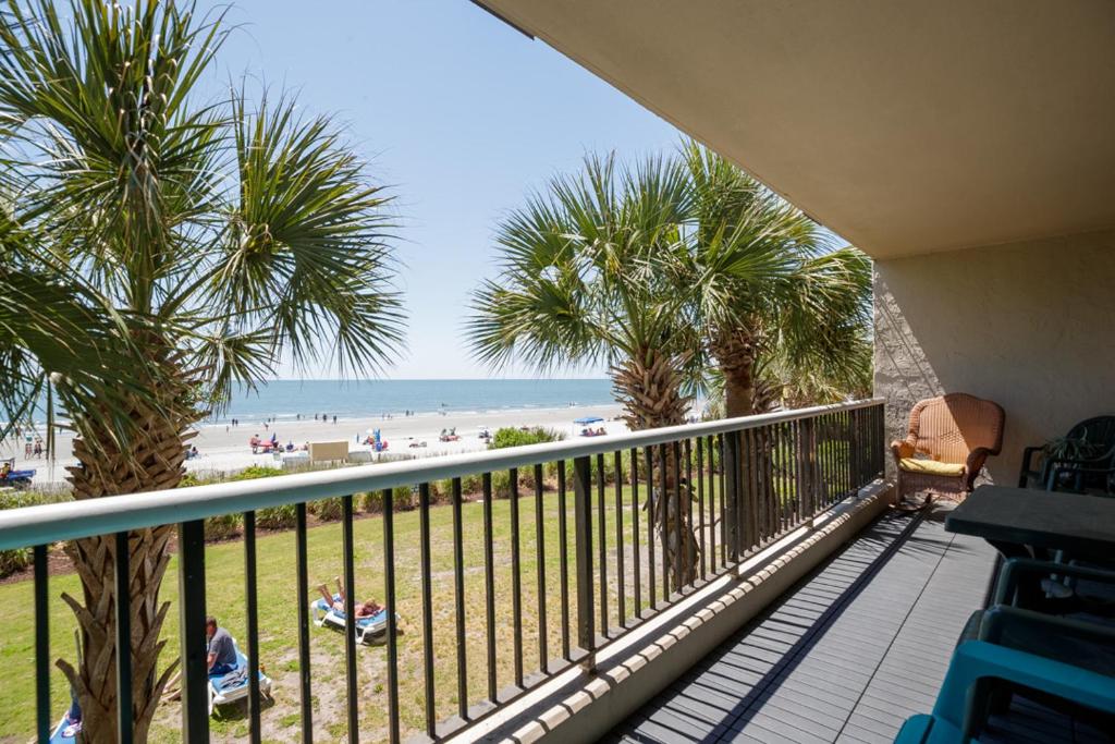 Oceanfront condo pools lazy river hot tubs game room onsite Carolina