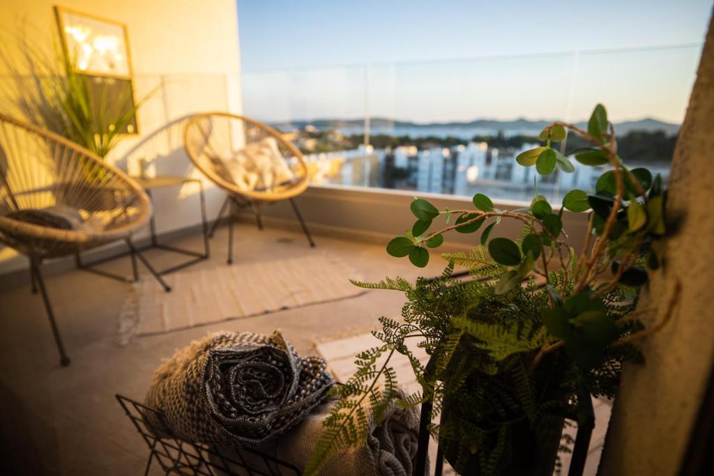 Island View Luxury Apartments - 13