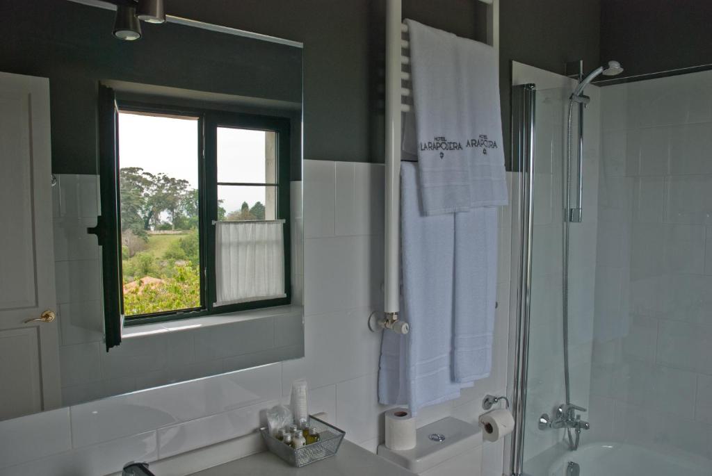 Koupelna v ubytování Hotel Rural La Raposera