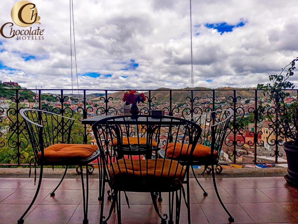 Balkón nebo terasa v ubytování Hotel Chocolate Suites