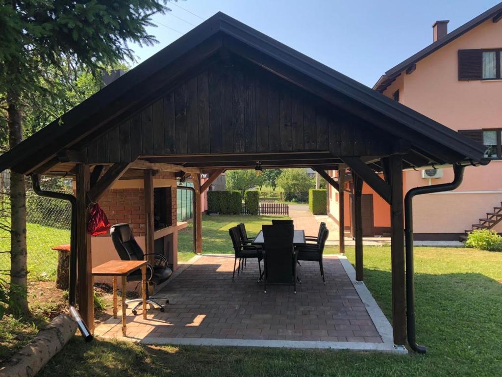 Zahrada ubytování Plitvice Family Apartment