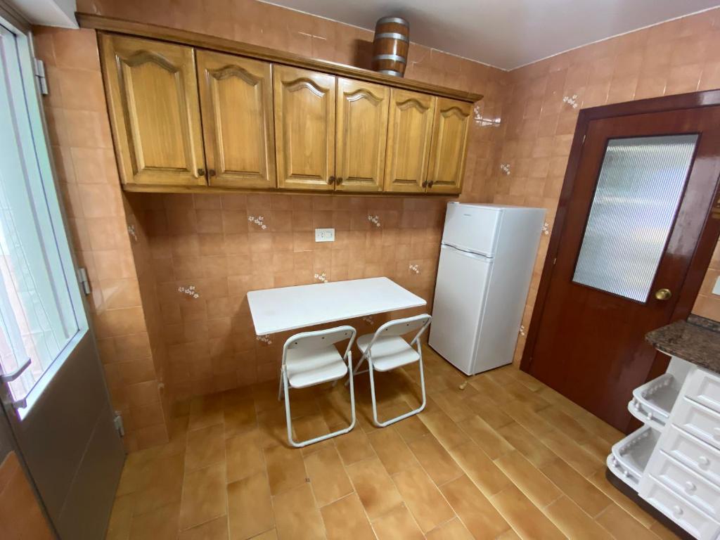 Kuchyňa alebo kuchynka v ubytovaní Apartamento céntrico con vistas y cerca de playa