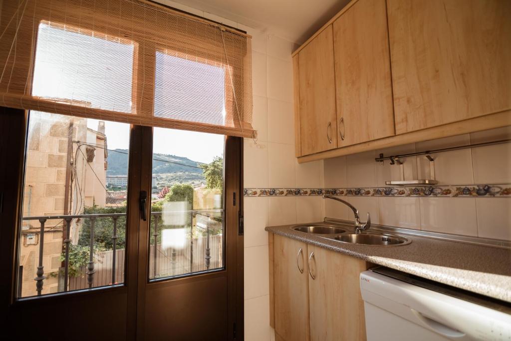 Kuchyňa alebo kuchynka v ubytovaní Vivienda Tremedal