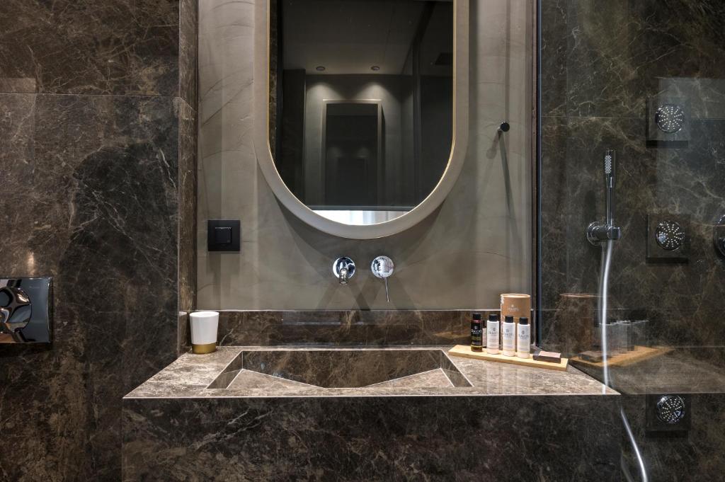 Veneri Boutique Suites - Resim 37