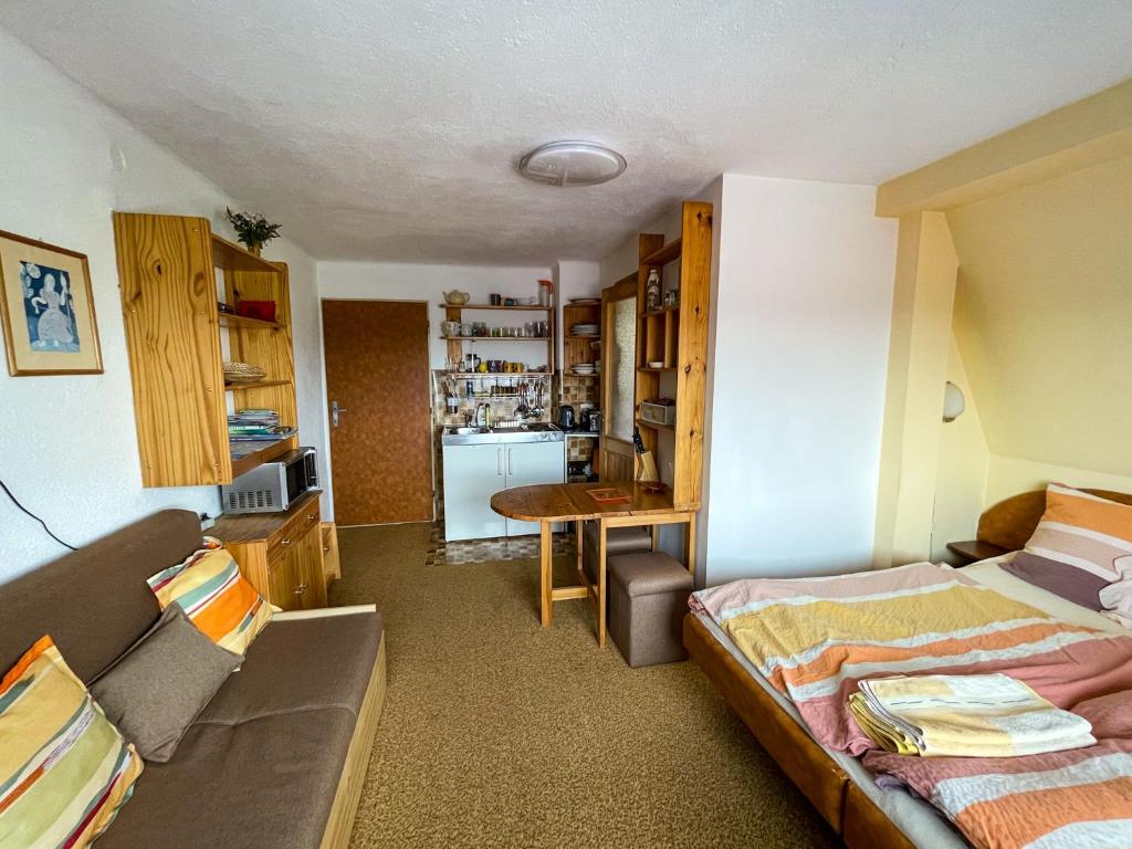 Postel nebo postele na pokoji v ubytování Guest House Privát Štrba