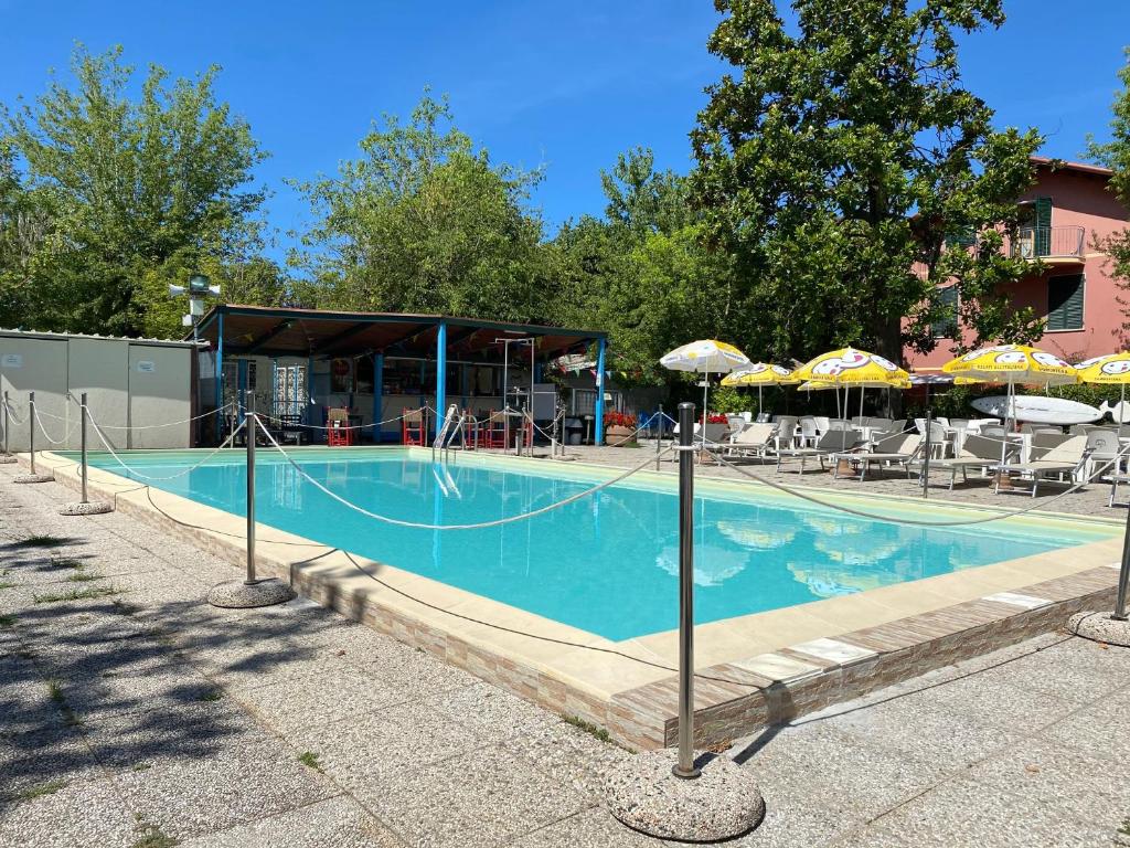 Bazén v ubytovaní Camping OASI alebo v jeho blízkosti