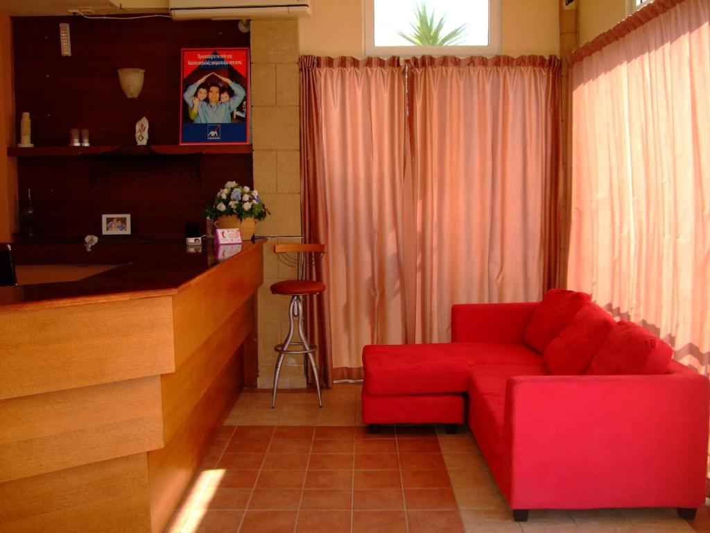 A seating area at Antonios Hotel