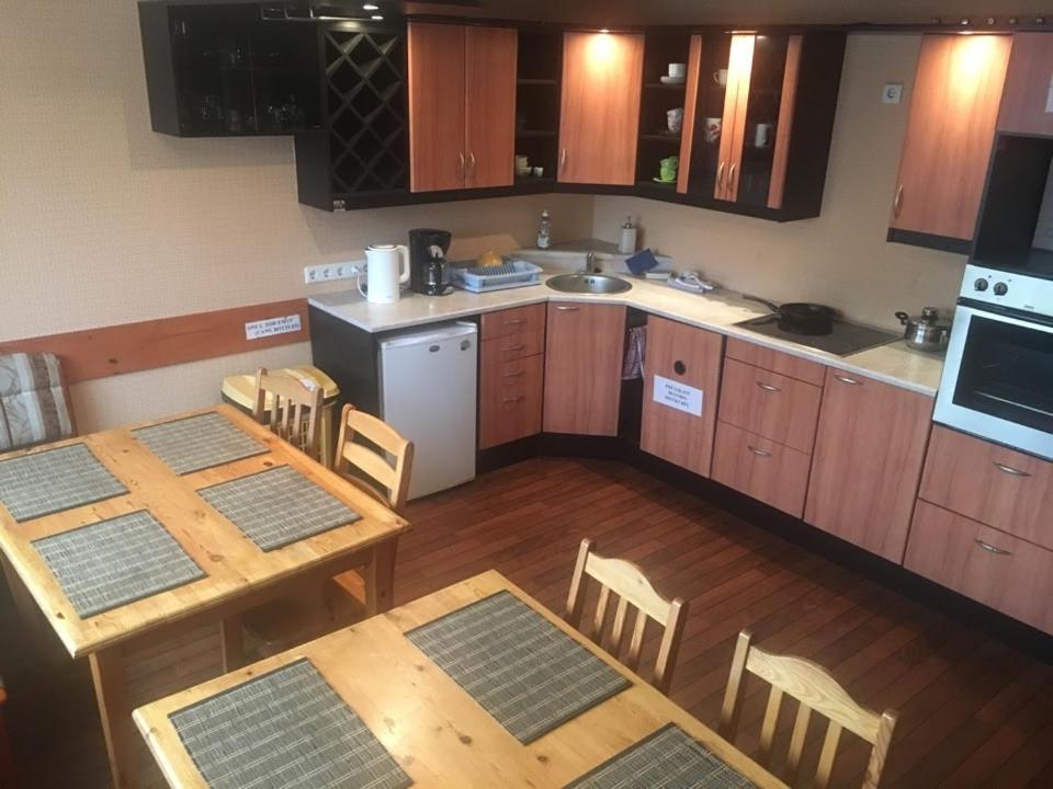 Kuchyň nebo kuchyňský kout v ubytování Terve Hostel