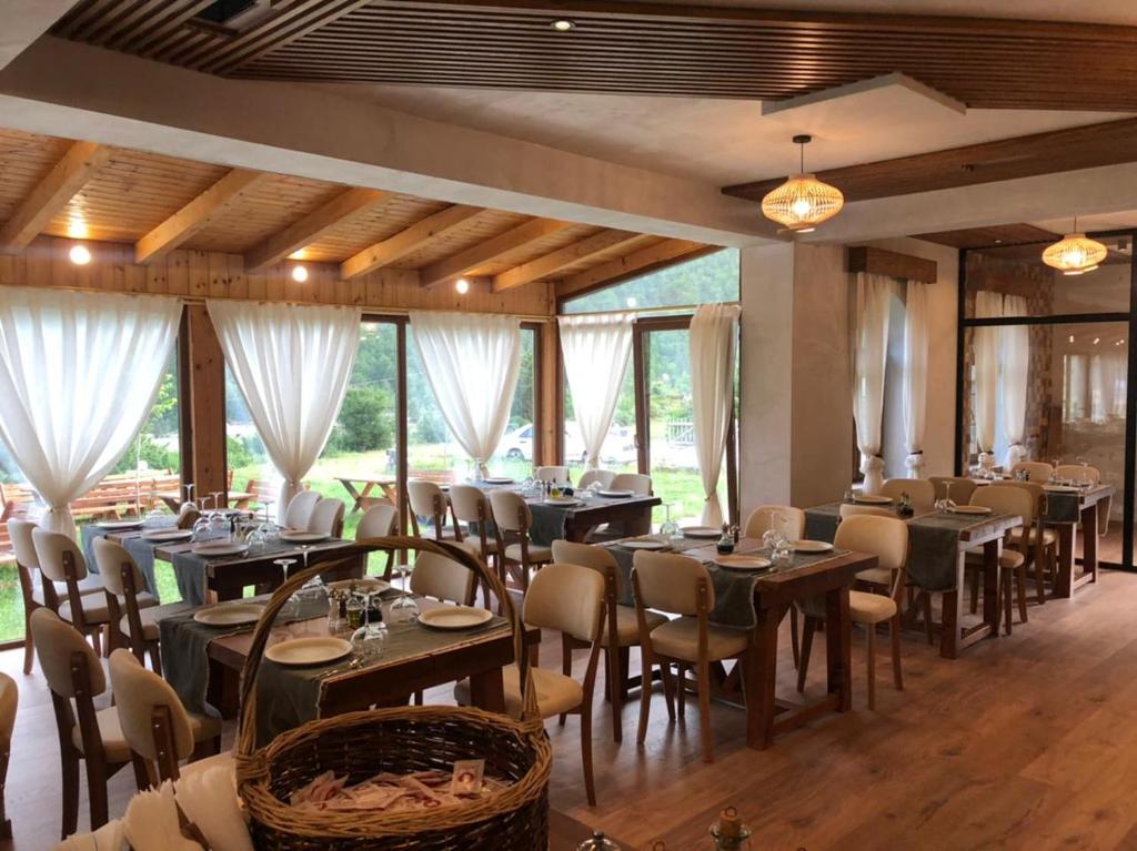 Restaurace v ubytování Bujtina Berishta Theth
