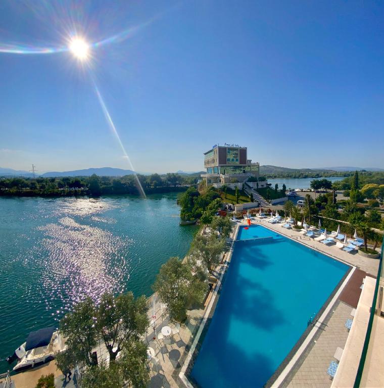 PRINCIPE DEL LAGO - Image 8
