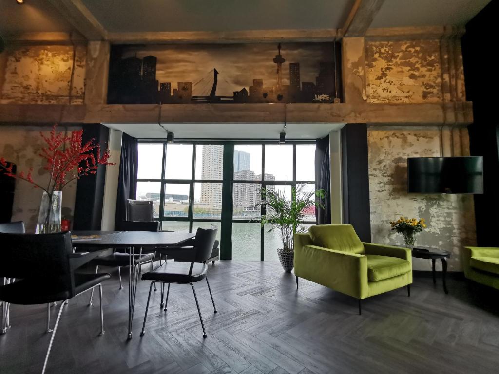 Sustainability certification Boutique hotel Bed, Bites & Business Rotterdam - 空気