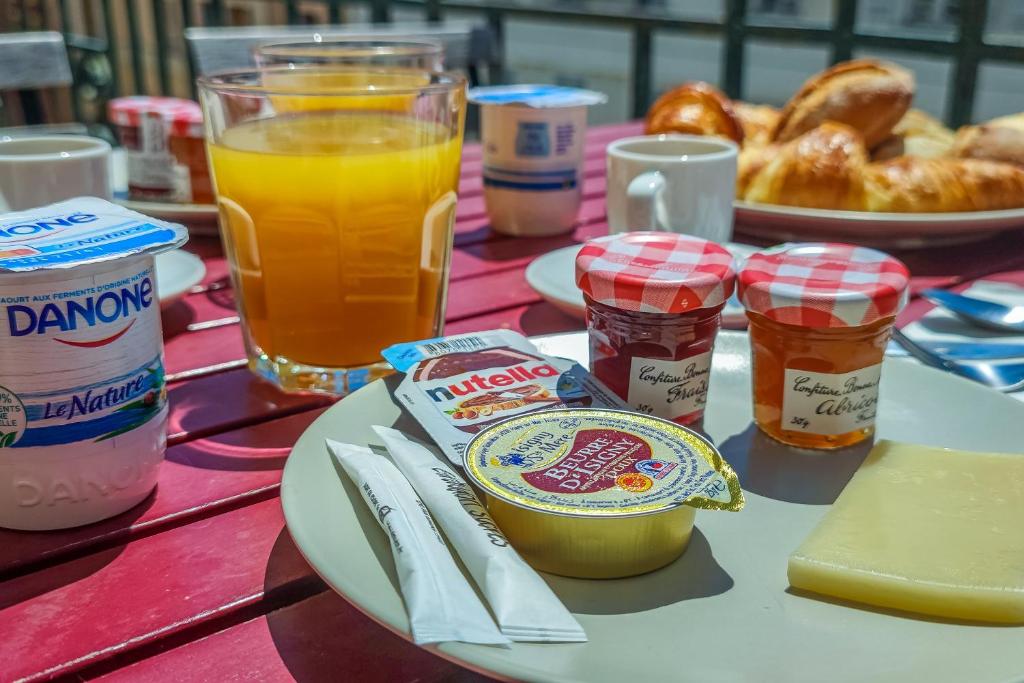 Nourriture dans l'hôtel ou à proximité