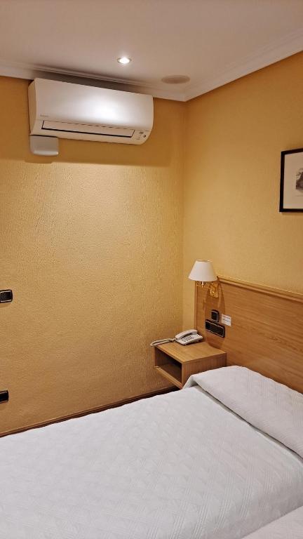 Pensión La Concha, San Sebastián – Updated 2023 Prices