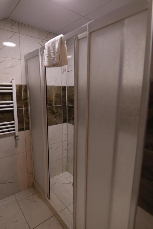 Epoch Stone House - 8