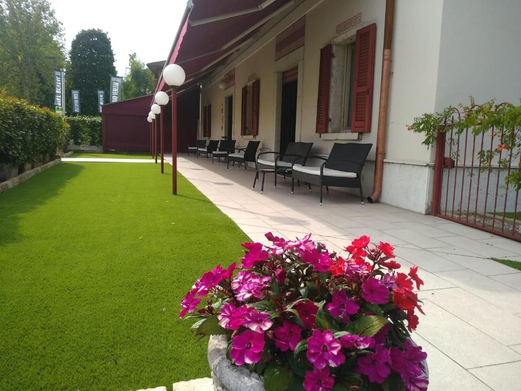 Ogród w obiekcie Albergo Grifone 1891