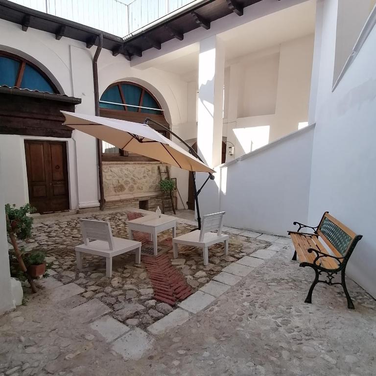 Patio nebo venkovní prostory v ubytování Piazzetta Del Forno - Monolocale