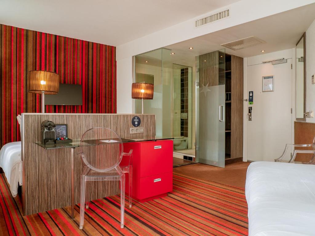 WestCord City Centre Hotel - Triple Room With City View