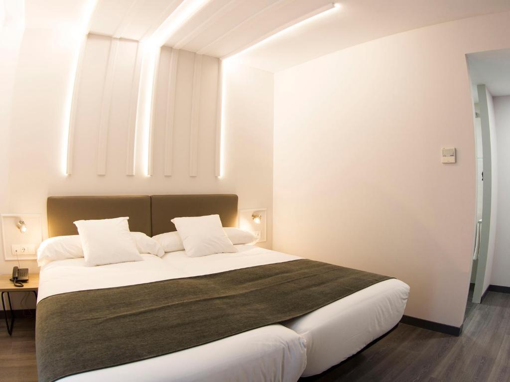 Hotel Lux Santiago - Resim 33