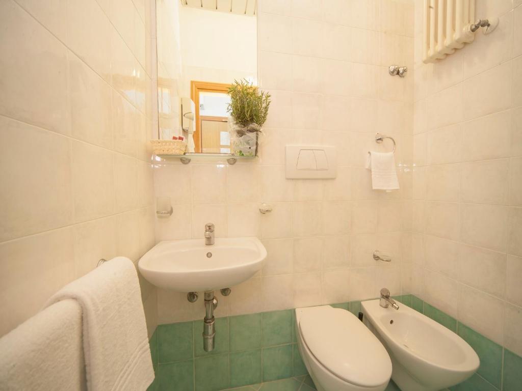 Hotel Manola - Resim 32