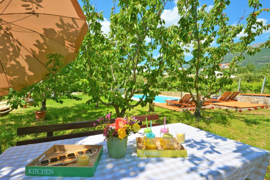 Zahrada ubytování Villa Kućica