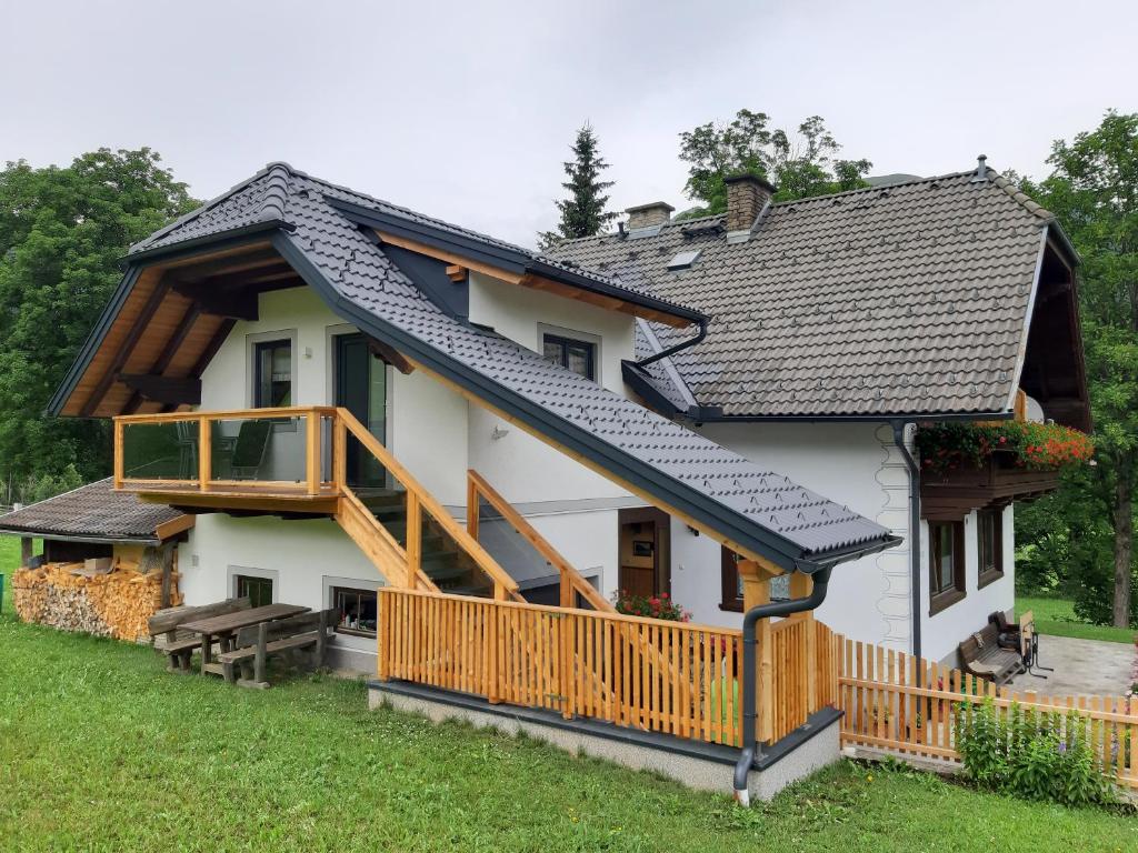 Budova, v ktorej sa apartmán nachádza