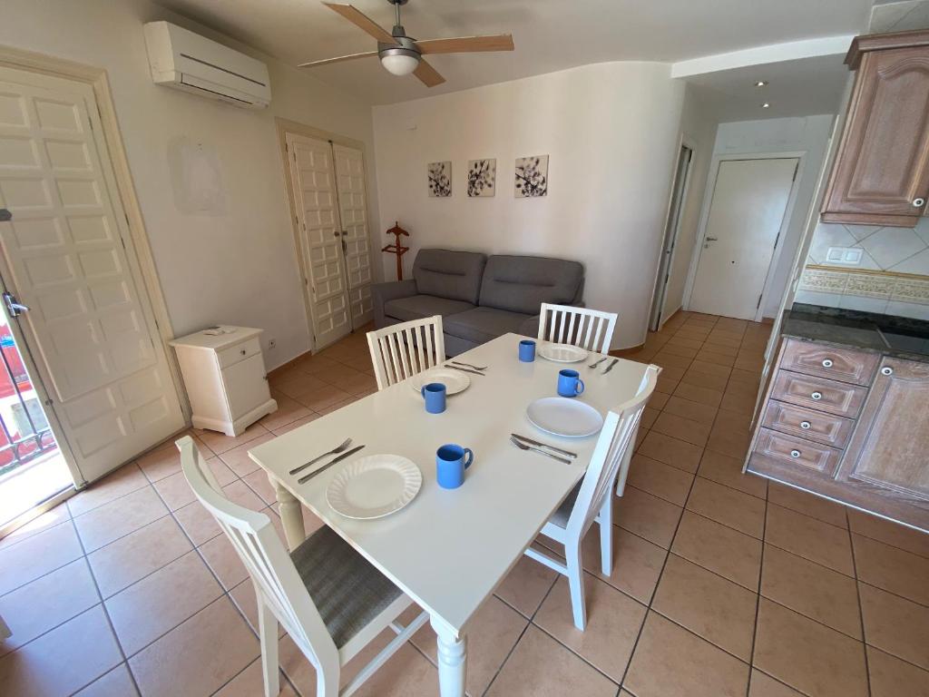 Fotografia z galérie ubytovania Apartamento In Front Of The Beach Primera Linea De Playa v destinácii Villajoyosa