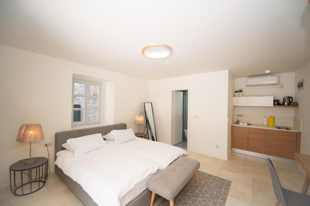 Katareo Apartments - 2