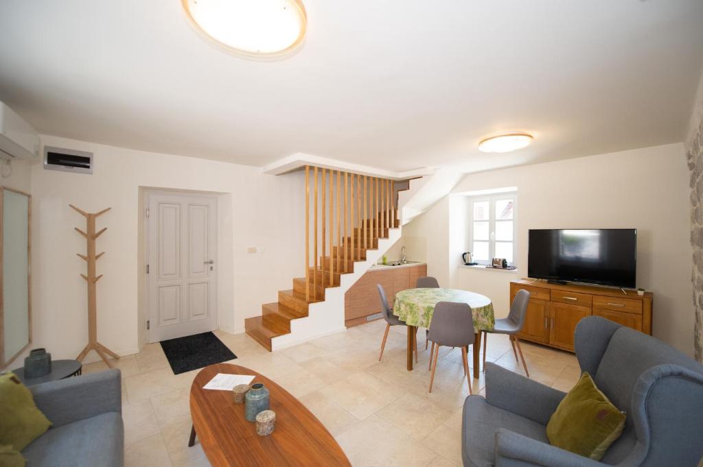 Katareo Apartments - 13