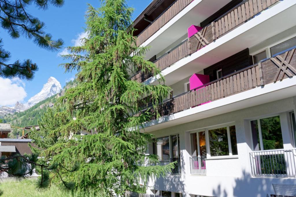 Das Gebäude in dem sich das Hotel befindet