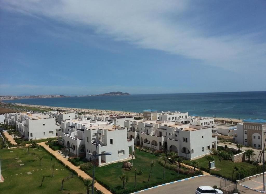 Magnifique appartement avec vue sur mer (Maroc Fnideq)