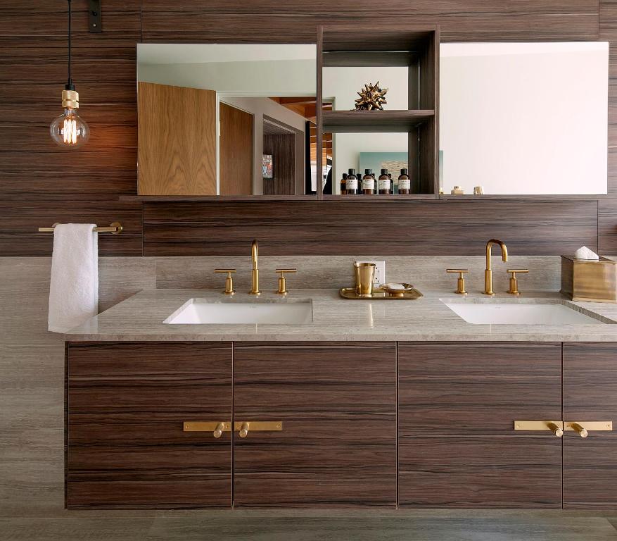 Koupelna v ubytování L'Horizon Resort & Spa, Hermann Bungalows