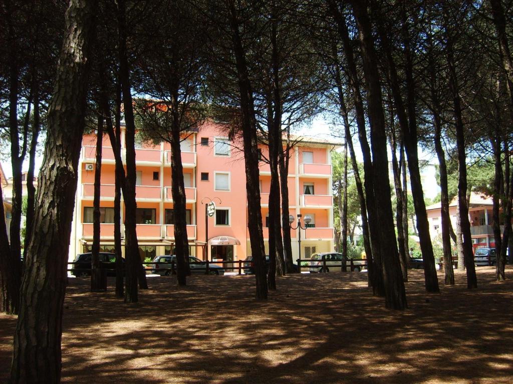 Budova, kde se hotel nachází