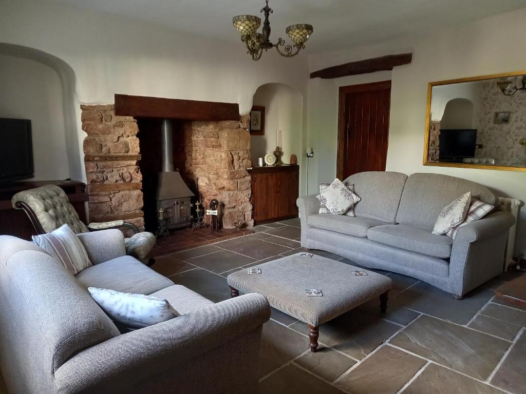 Gallery image of Quaint, rustic cottage, Bishops Lydeard in Bishops Lydeard