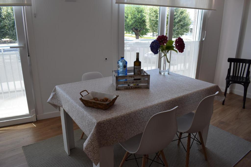 Nápoje v ubytovaní Nuevo apartamento céntrico junto al mar