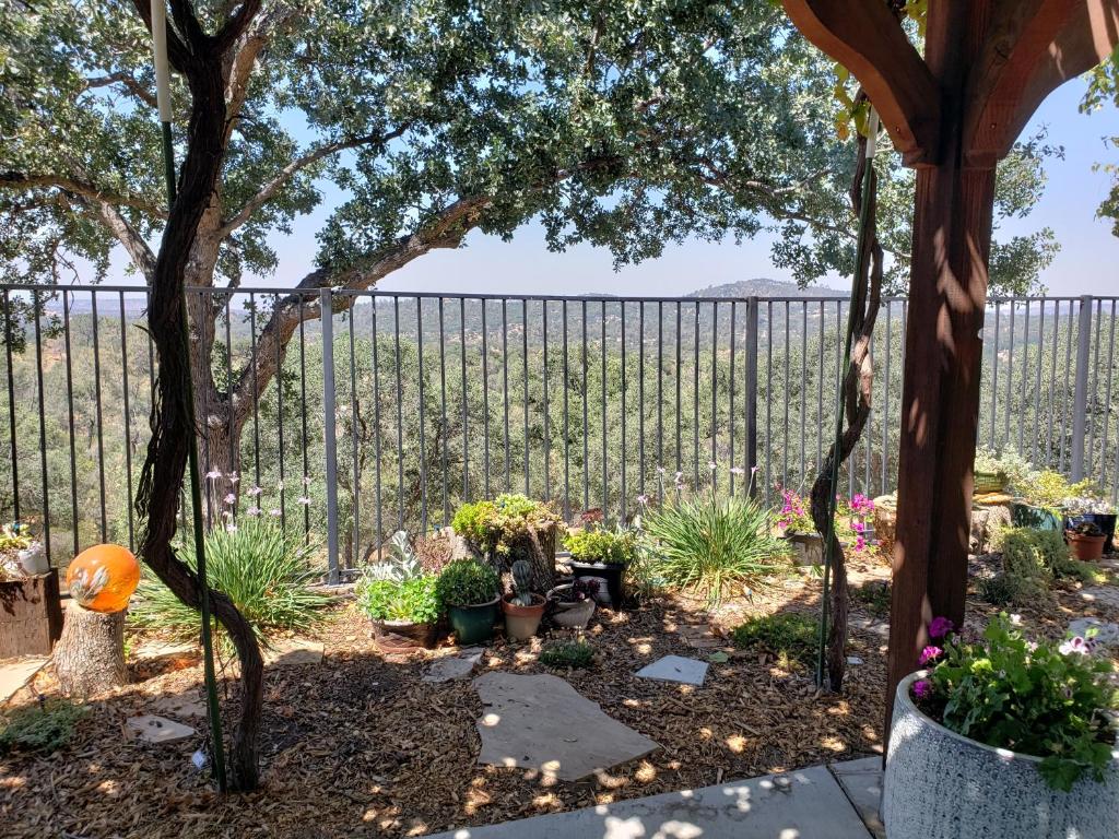 Giardino di Yosemite Foothill Retreat - Private Guest Suite #2