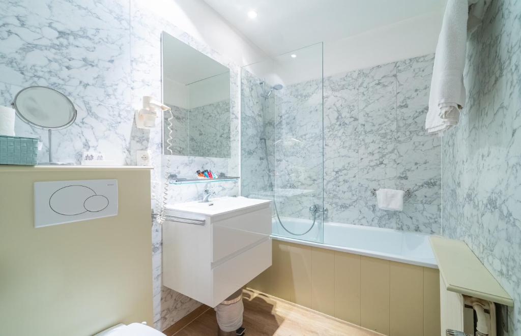 Canal View Hotel Ter Brughe by CW Hotel Collection - Resim 31