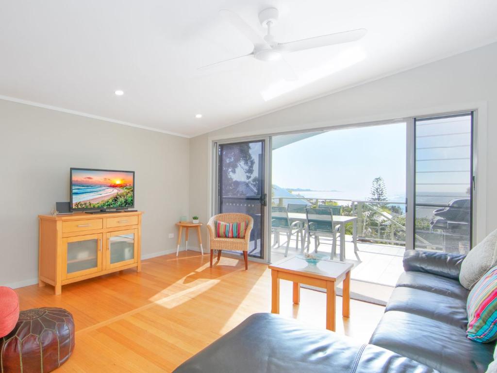 Gallery image of Angourie Blue 1 - Great Ocean Views - Surfing beaches in Yamba