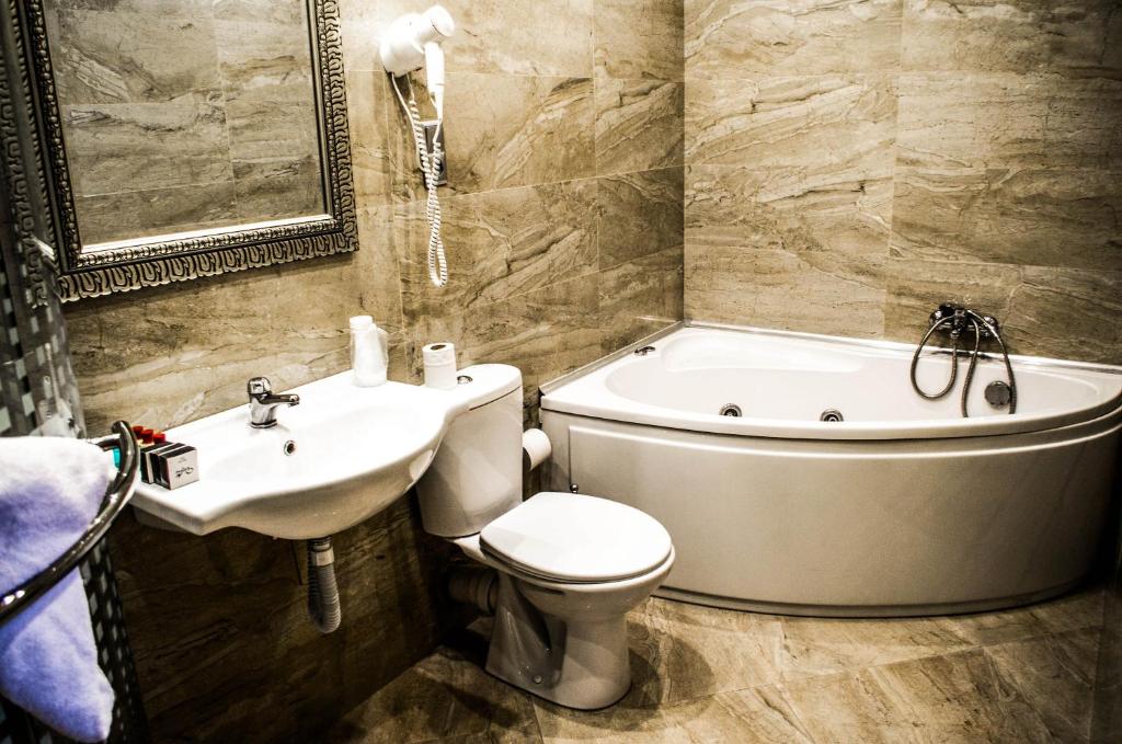Koupelna v ubytování Hotel Groman