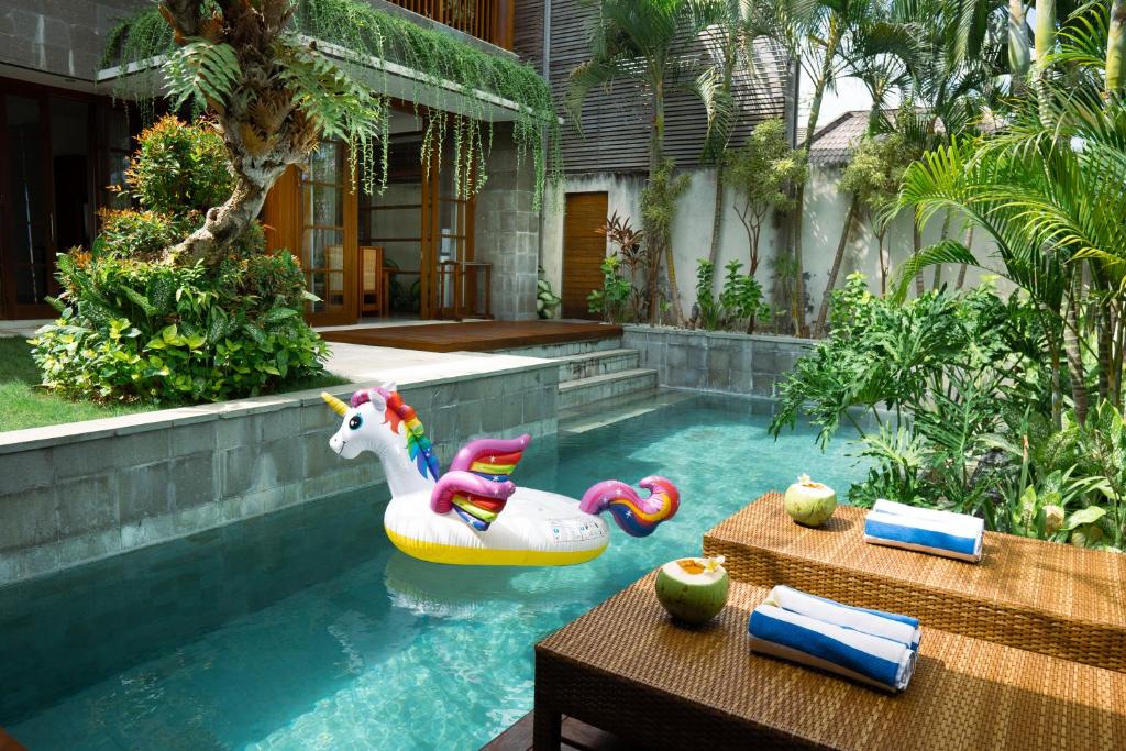 Bale Gede Luxury Villas - Two-Bedroom Villa With Private Pool