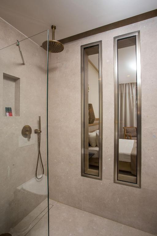 Koupelna v ubytování Ladiko Suites - Faliraki