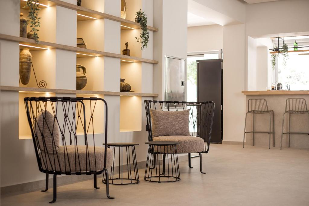 Posezení v ubytování Ladiko Suites - Faliraki