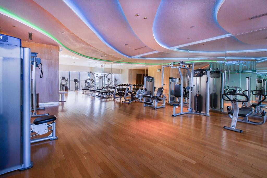 Fitness centrum a/nebo fitness zařízení v ubytování Vasa Hotel Surabaya