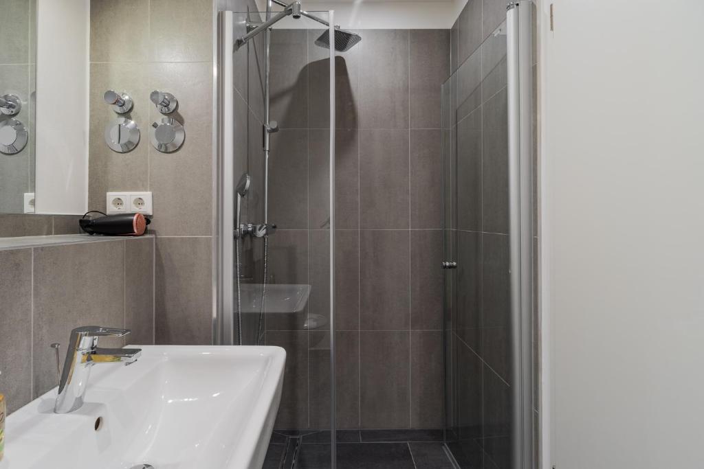 Nena Apartments Hermannplatz - Resim 35