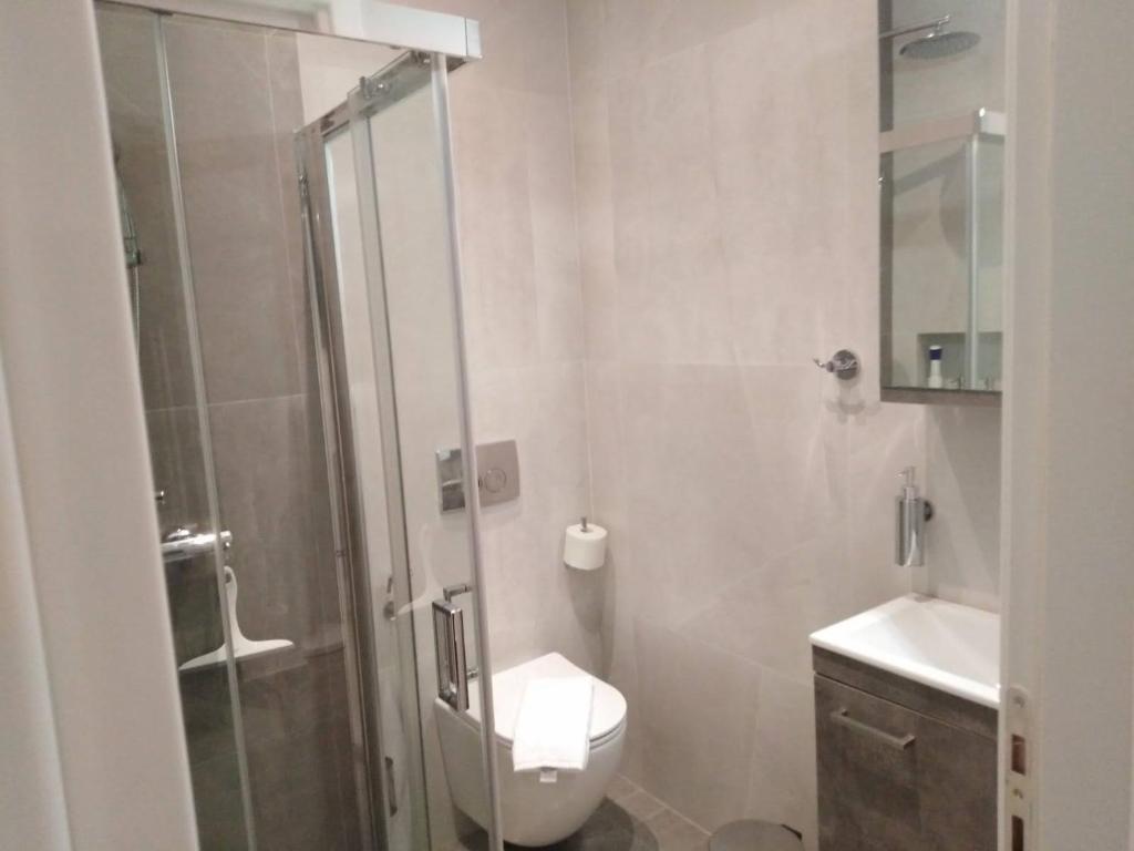 Fotografia z galérie ubytovania Syntagma Contemporary Apartment v Aténach