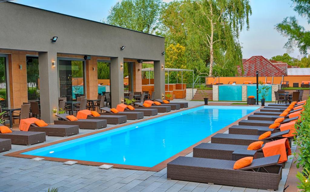 The swimming pool at or close to Player's Pool&Rooms